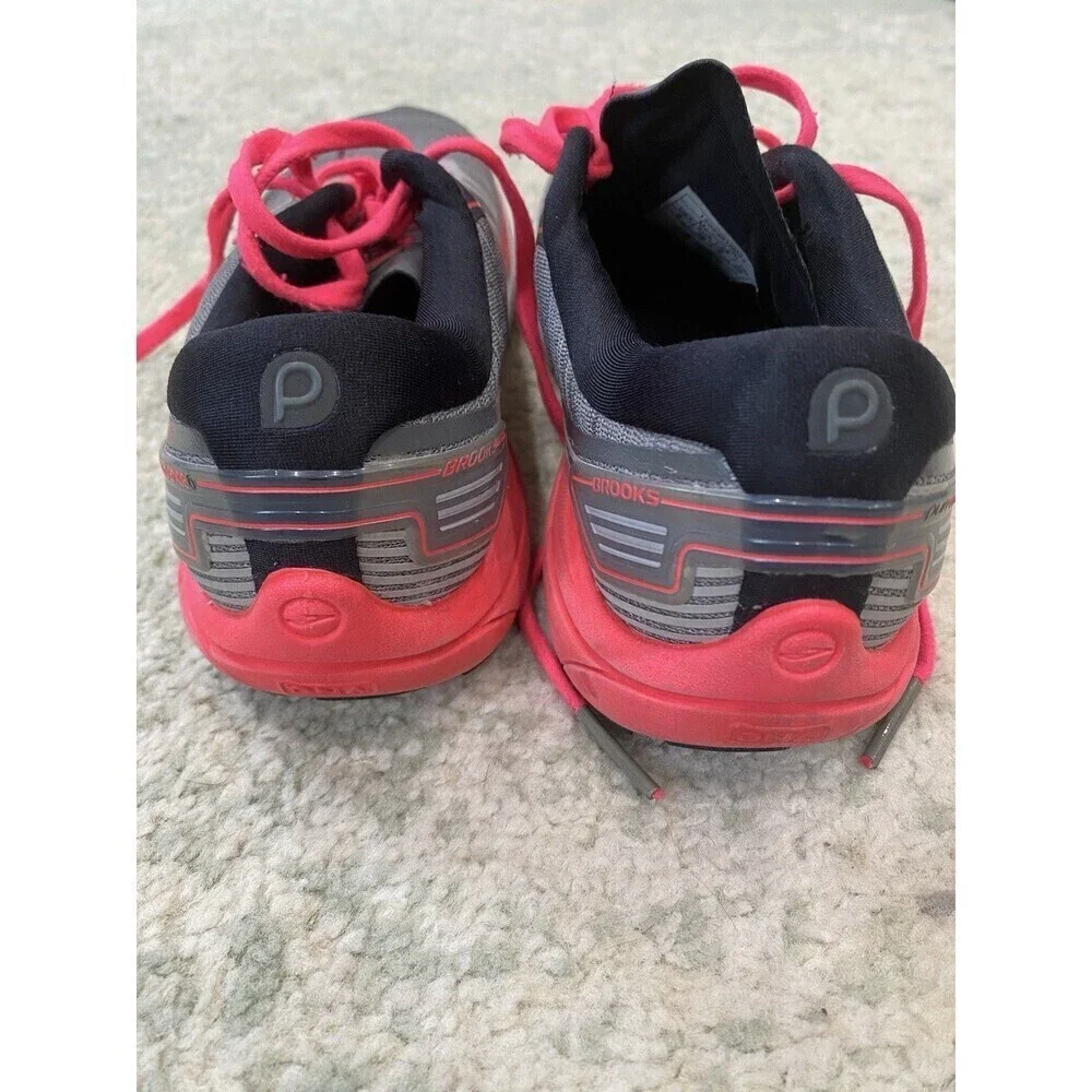 Brooks Pure Cadence 6 Womens Running Shoes Size 8M Gray Pink Athletic